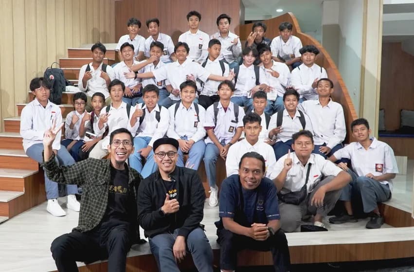 Tunjukkan Caranya, Jangan Panik & Hanya Menyuruhi